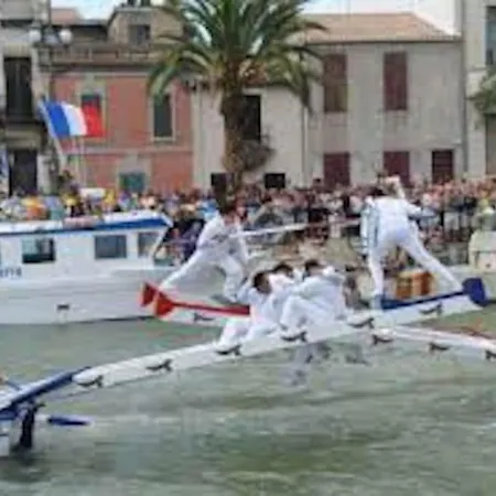 Marina La Plagette Rdc Appontement Xl Parking Le Grau-du-Roi